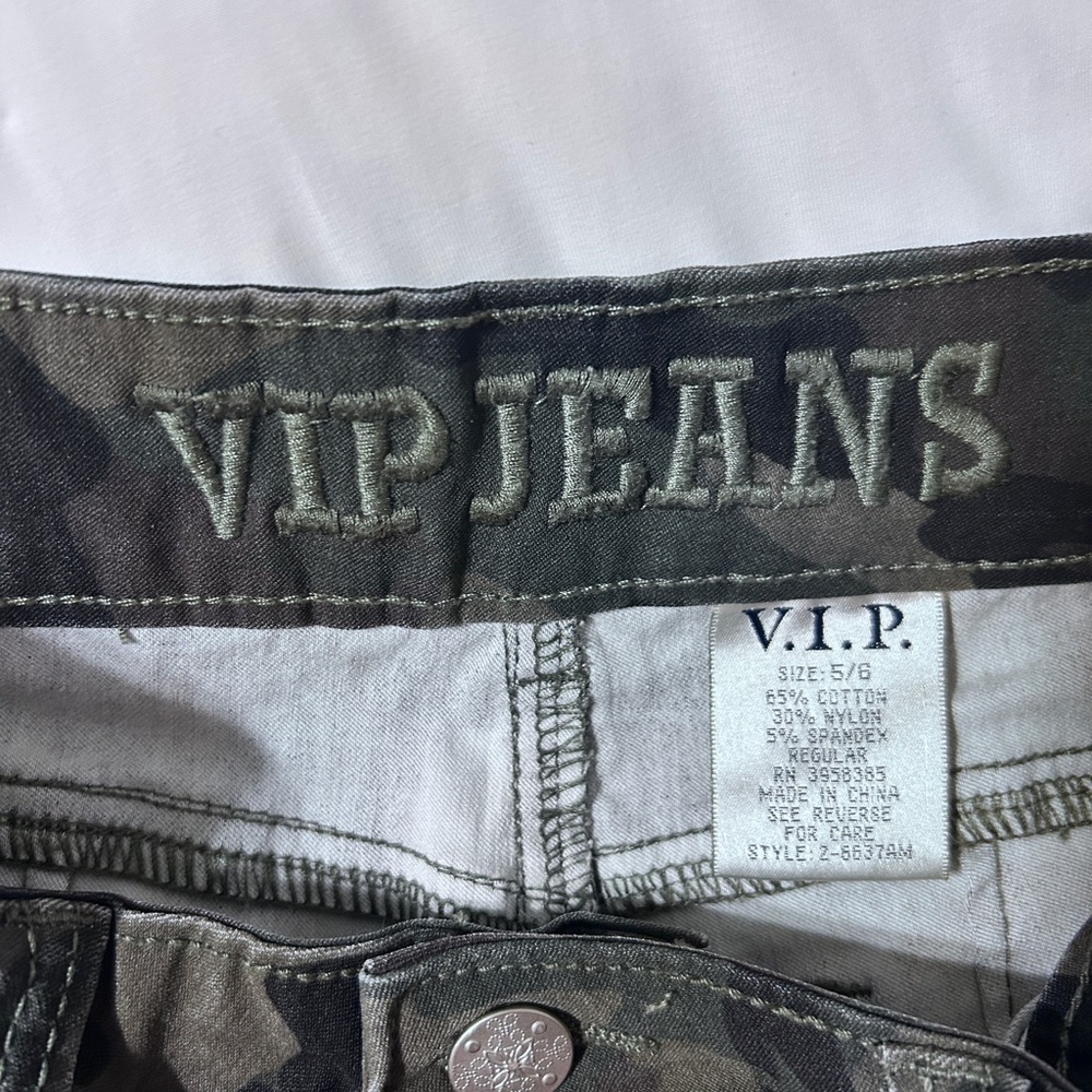 VIP Camouflage Pattern Jeans - Picture 3 of 3